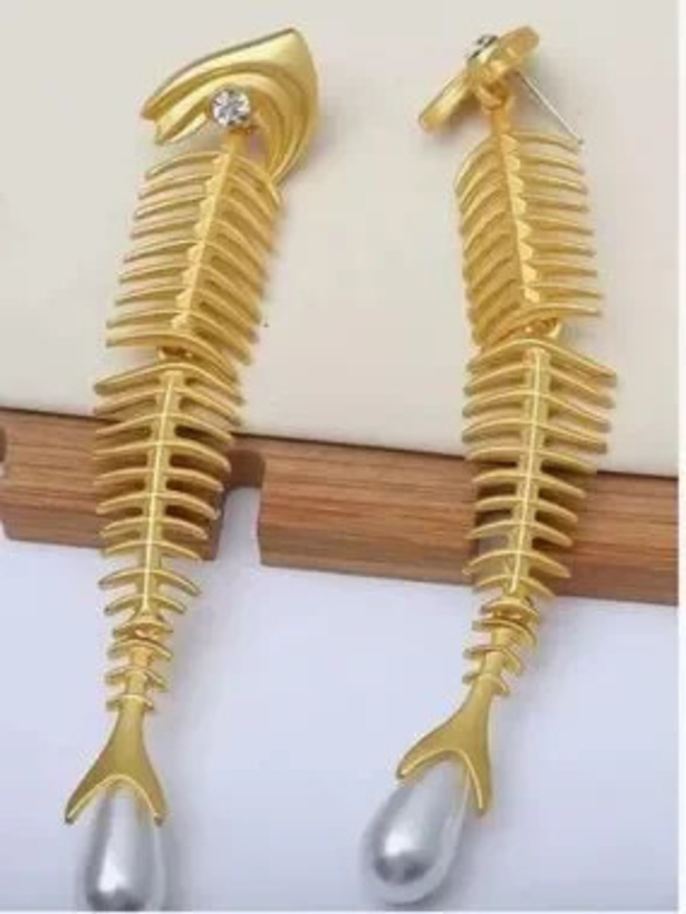 Gold Fishbone Drop Earrings with Silver Pearl